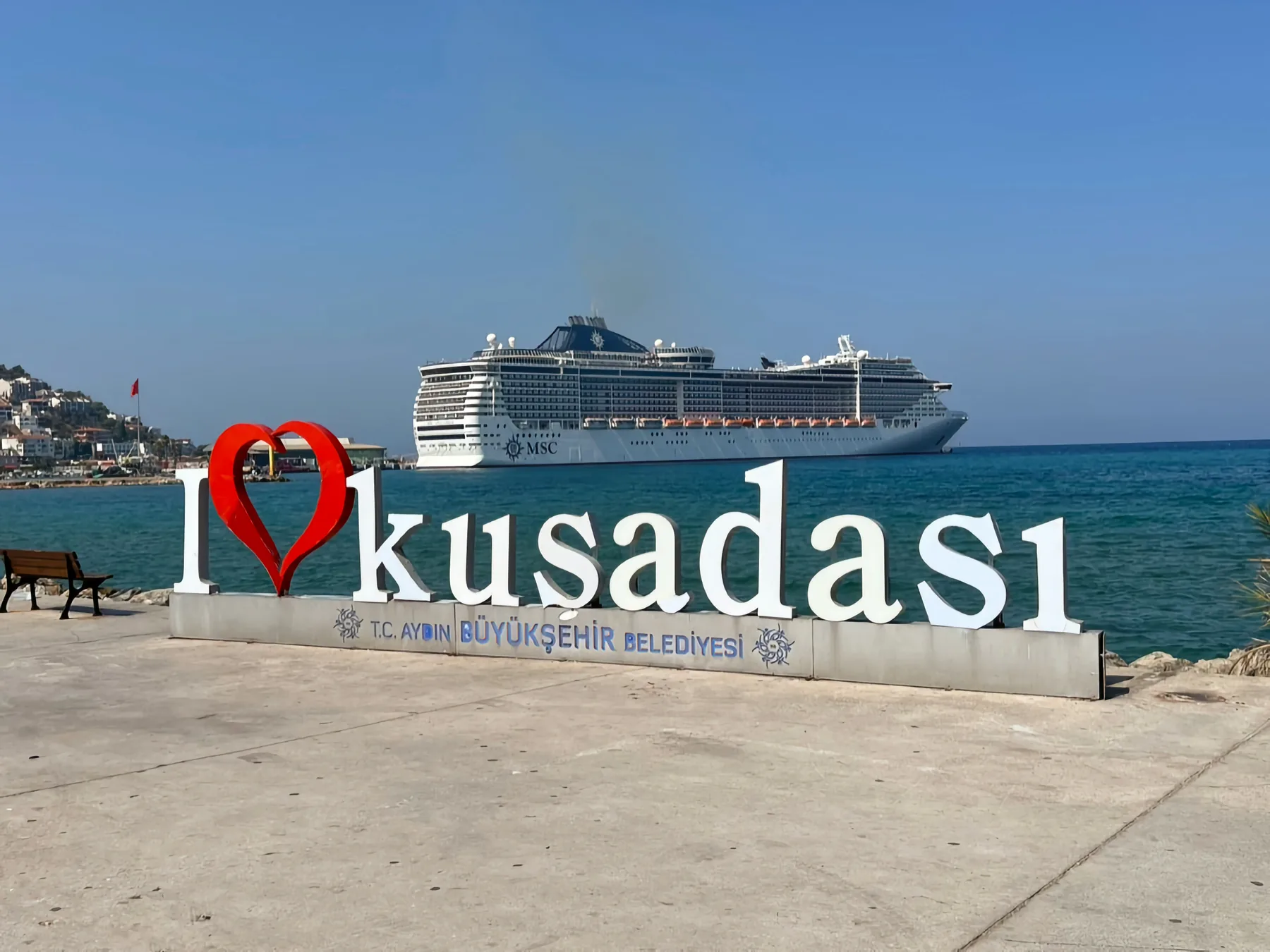 Kuşadası limanı